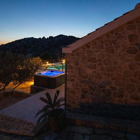 Holiday Home Svemir Drage Dış mekan fotoğraf