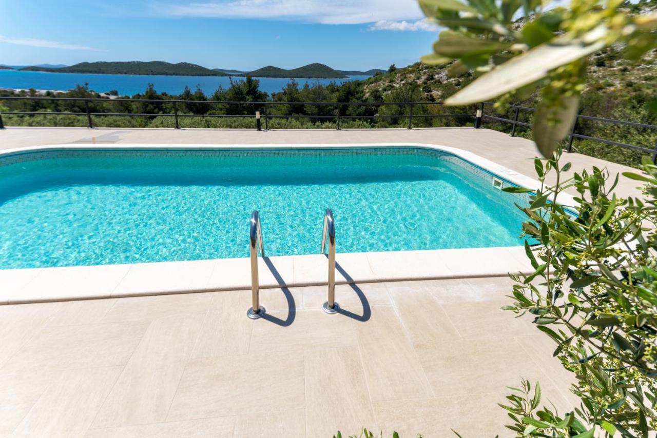 Holiday Home Svemir Drage Dış mekan fotoğraf