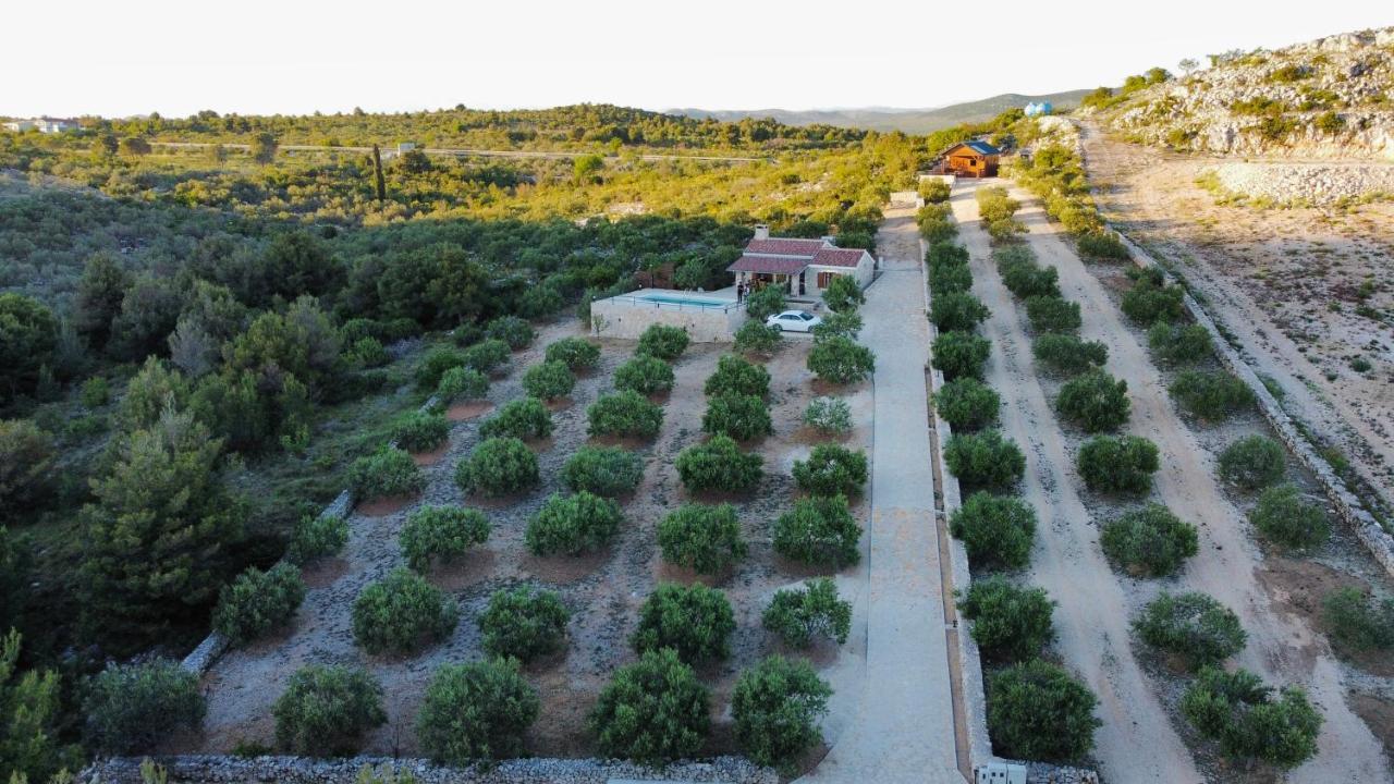 Holiday Home Svemir Drage Dış mekan fotoğraf
