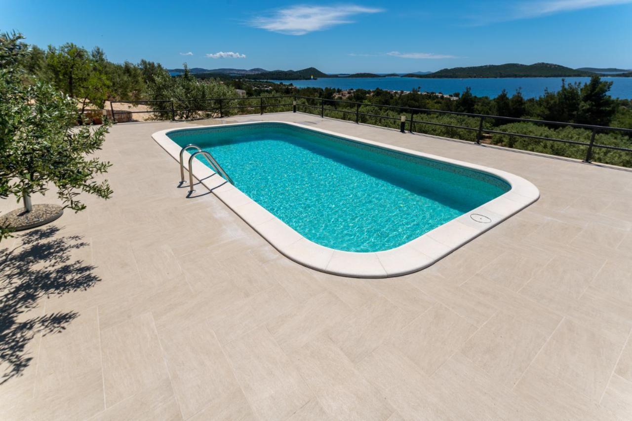 Holiday Home Svemir Drage Dış mekan fotoğraf