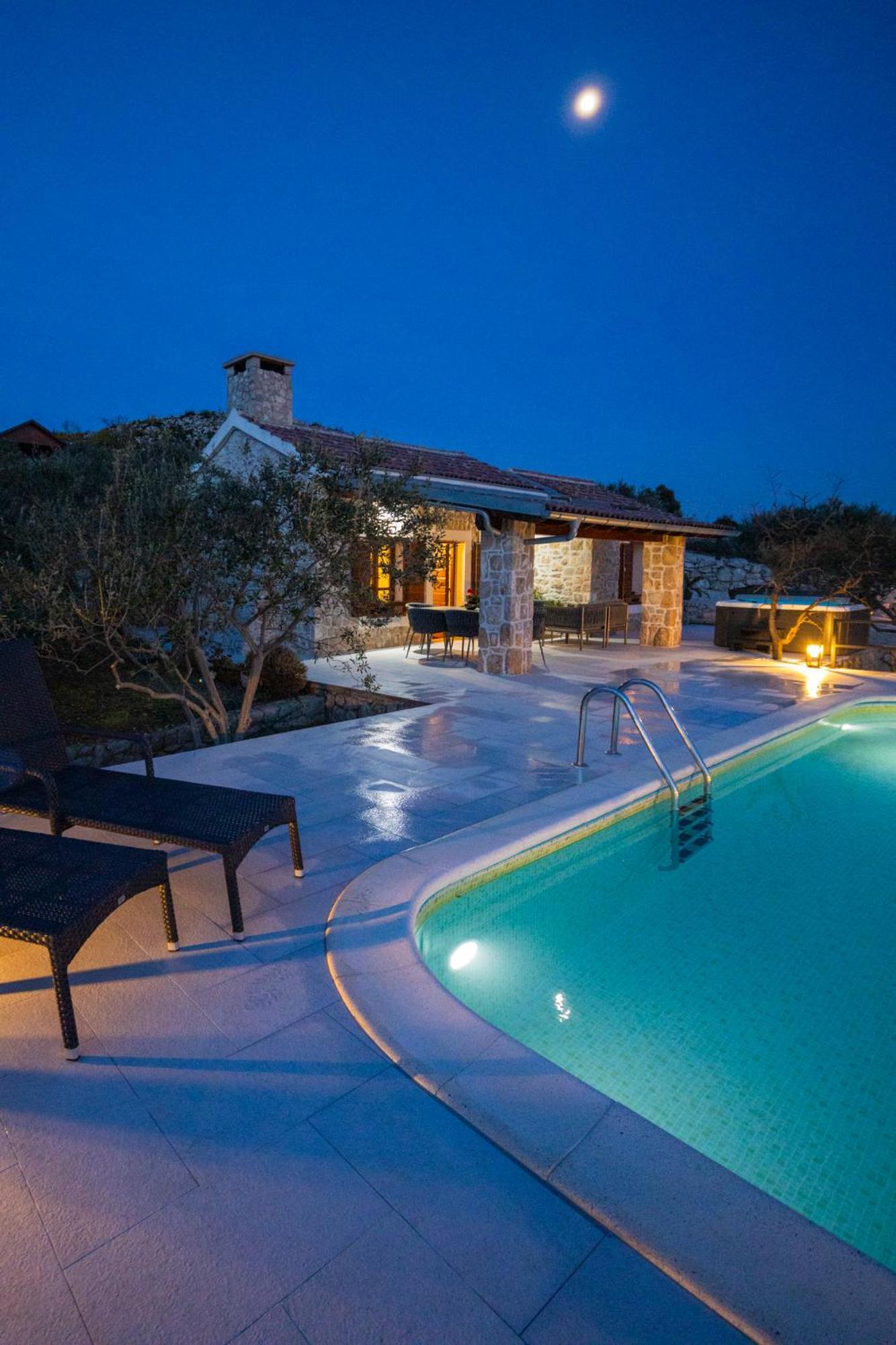 Holiday Home Svemir Drage Dış mekan fotoğraf
