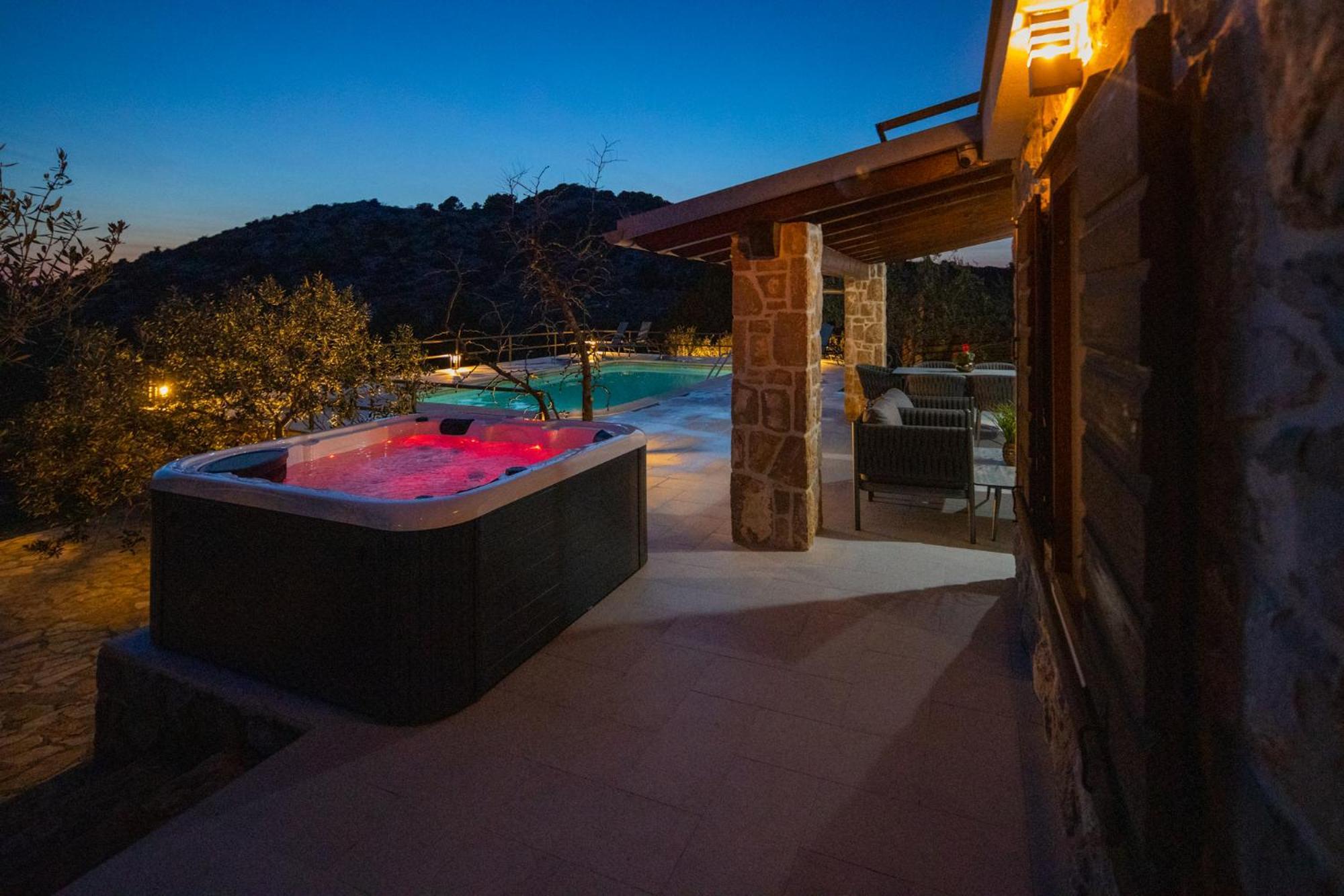 Holiday Home Svemir Drage Dış mekan fotoğraf