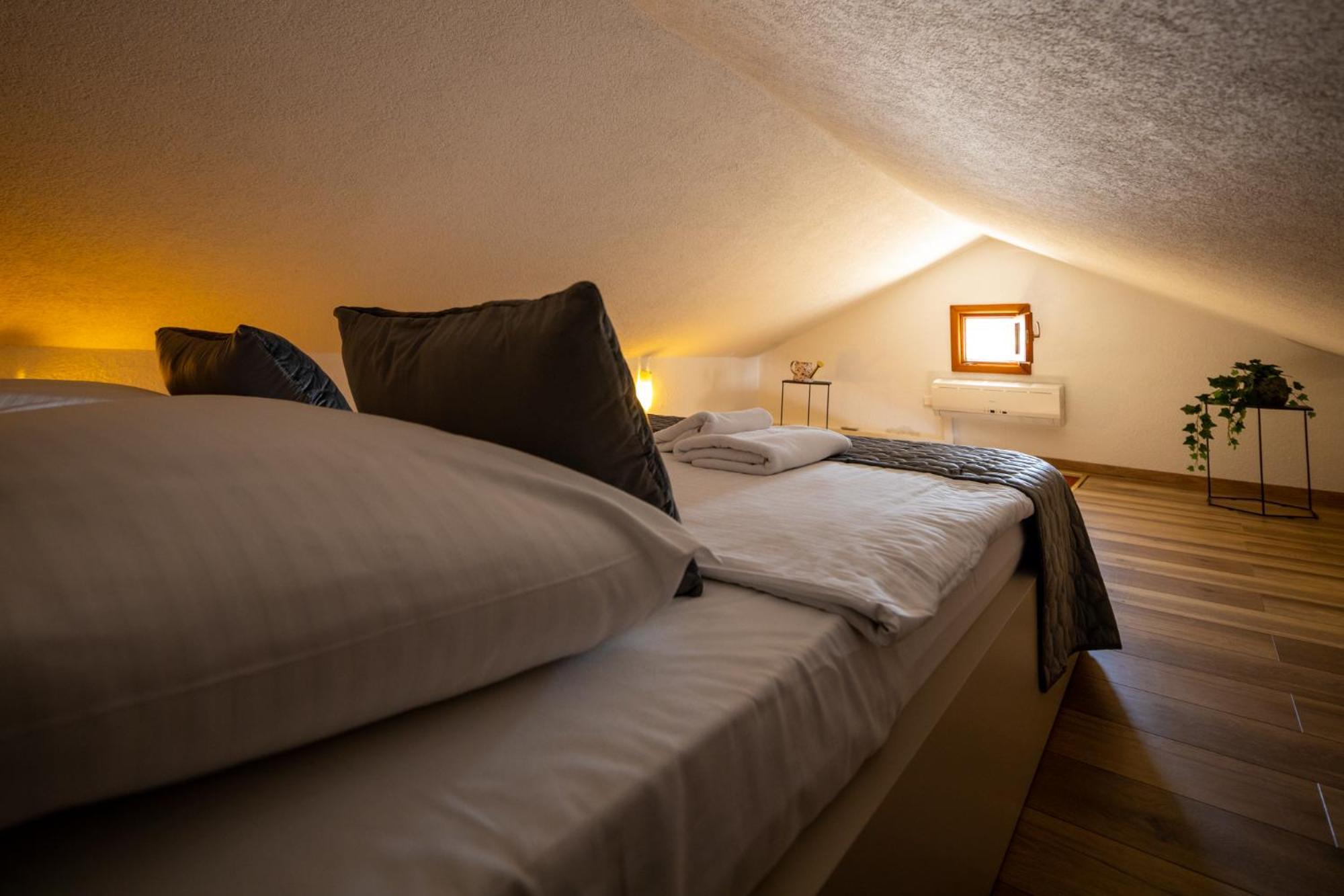Holiday Home Svemir Drage Dış mekan fotoğraf