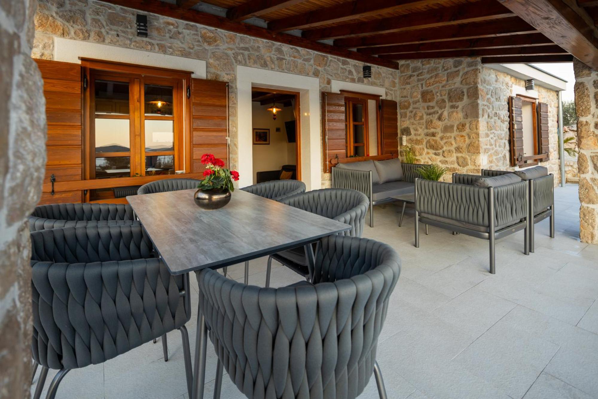 Holiday Home Svemir Drage Dış mekan fotoğraf