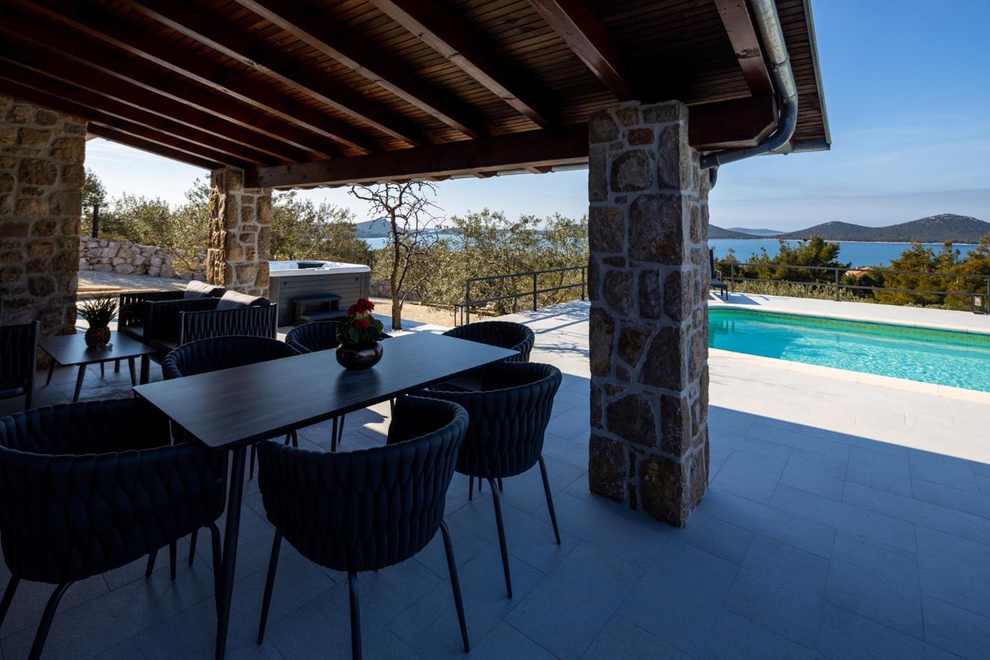 Holiday Home Svemir Drage Dış mekan fotoğraf
