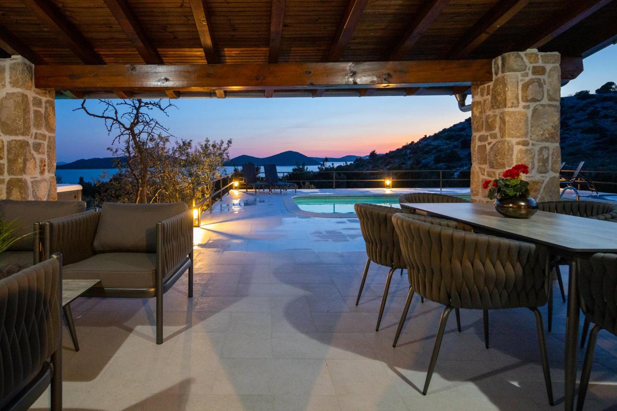 Holiday Home Svemir Drage Dış mekan fotoğraf
